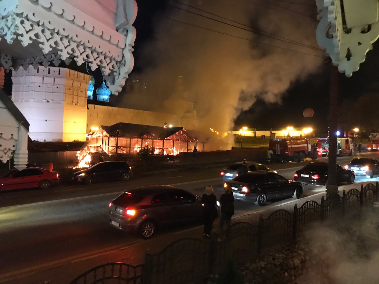 Пожар в посаде сегодня. Пожар Сергиев Посад. Сергиев Посад горит сейчас. Пожар в Сергиевом Посаде сейчас. Пожар в Сергиевом Посаде вчера.